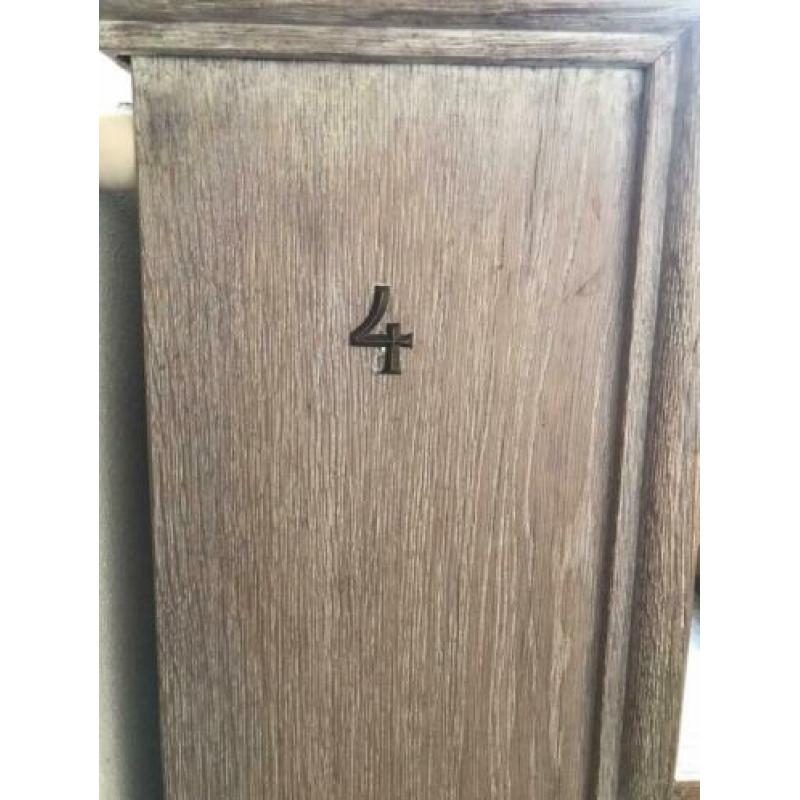 Stevige brocante kerkbank