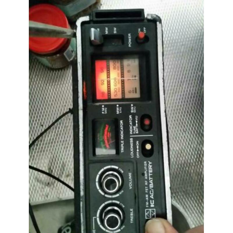 Panasonic GX 300 model RF-888JB FM / AM 3 Band radio