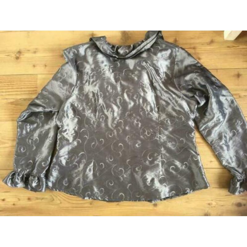 Blouse met leuke details grijs ophilia maat 48