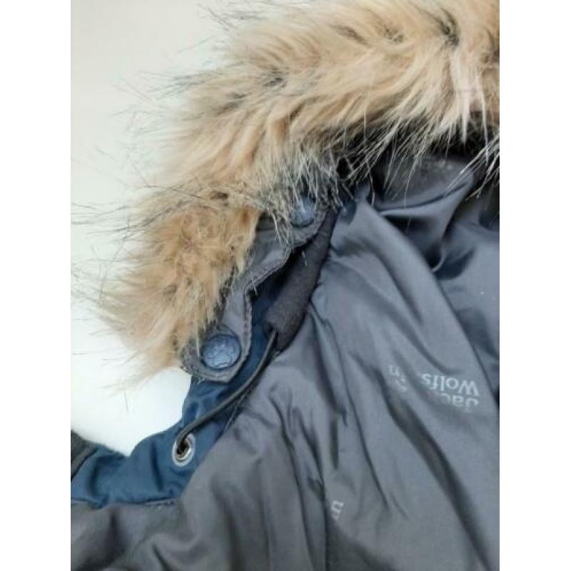 Jack Wolfskin damesjas..in zeer goede staat..