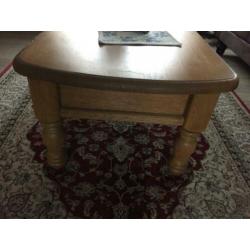 Salontafel gezandstraald hout
