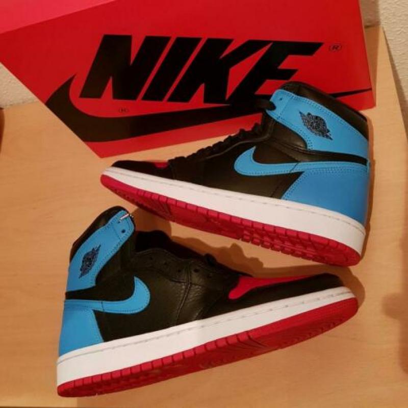 Nike Jordan 1 UNC to Chicago maat 39