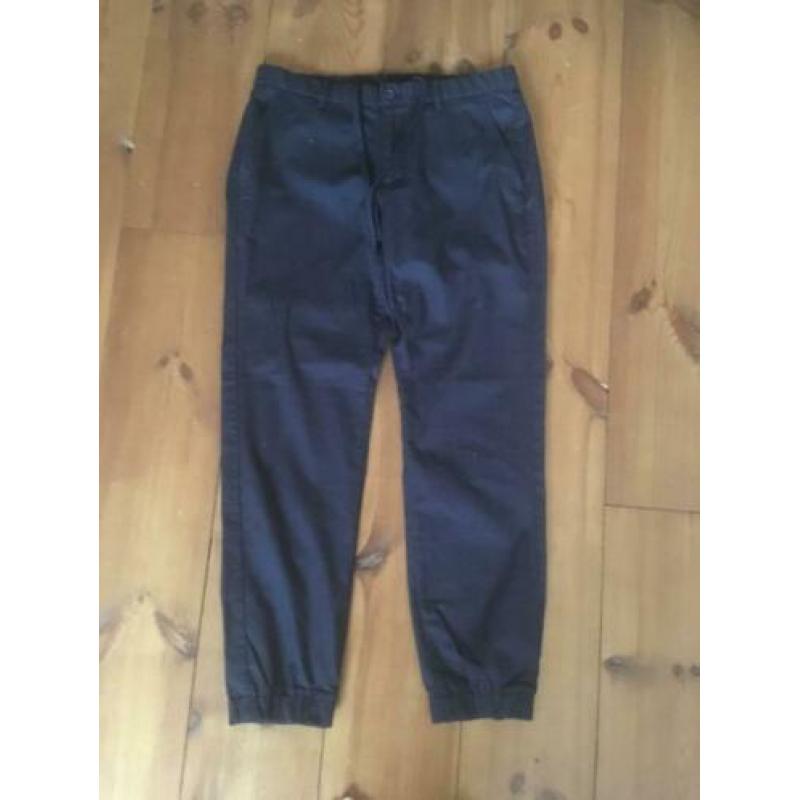 Uniqlo zgan donker blauwe loose fit jogger broek, maat M