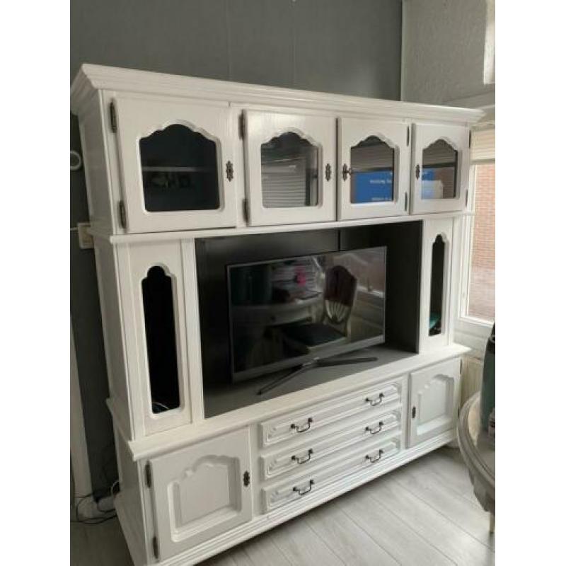 Witte buffet tv kast