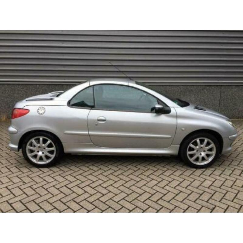 Peugeot 206 CC 1.6-16V NAP Cabrio Hard-Top Sport-Uitlaat