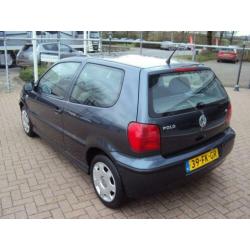 Volkswagen Polo 1.4 16v automaat *weinig km*airco nw apk
