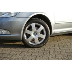 Skoda Octavia Combi 1.6 TDI Gr.t.Amb.Bns ECC CRUISE NAV TREK