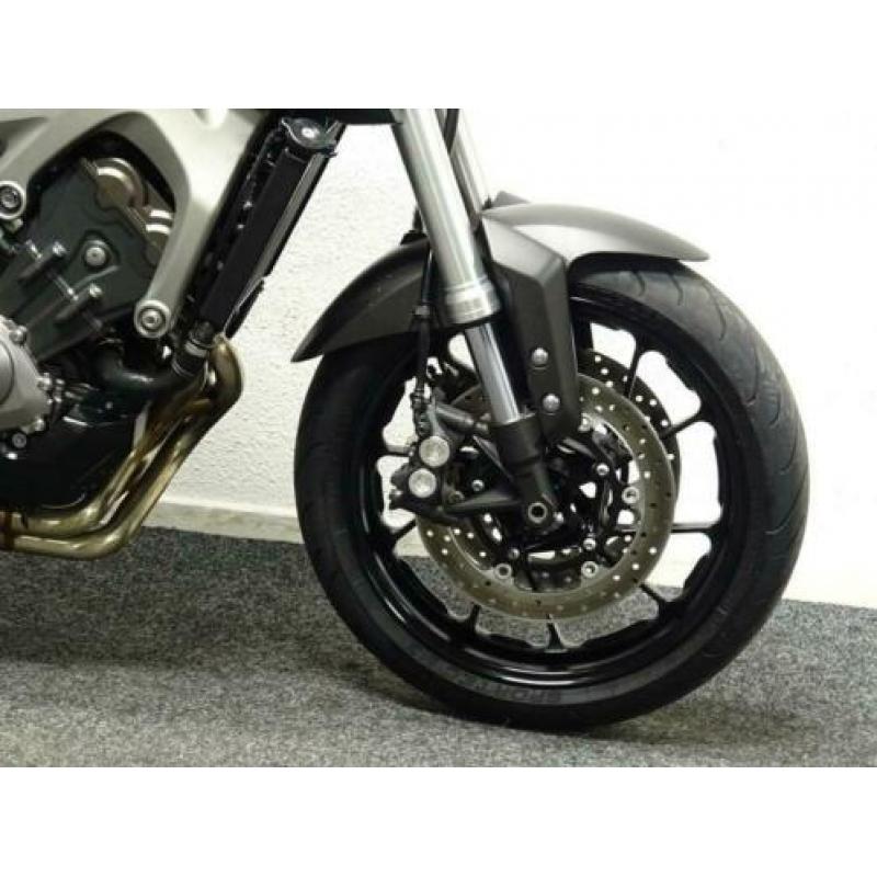 Hele mooie Yamaha MT-09 MT09 (bj 2014)