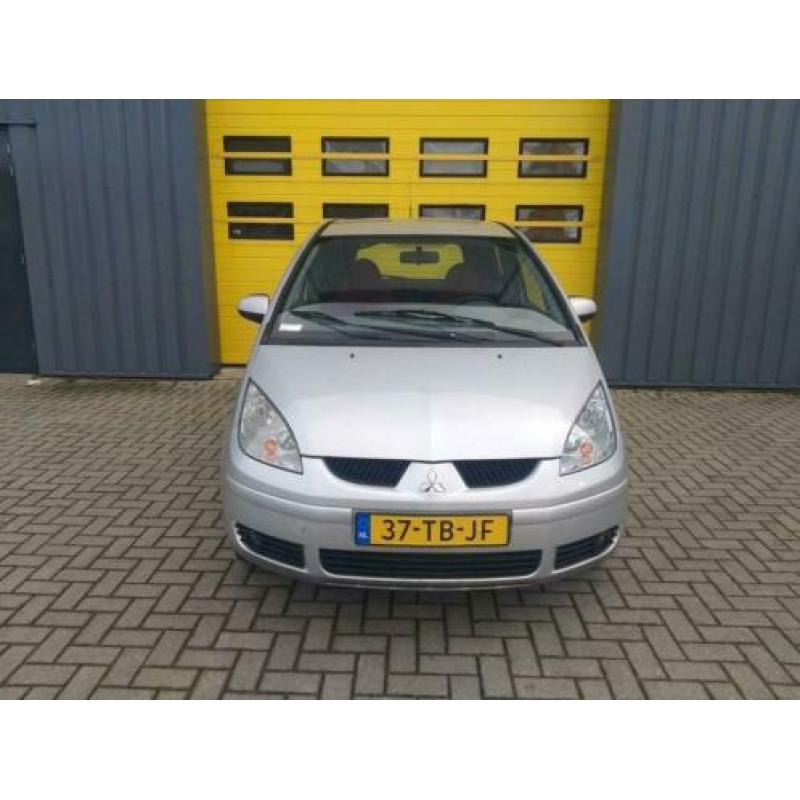 Mitsubishi Colt (bj 2006)