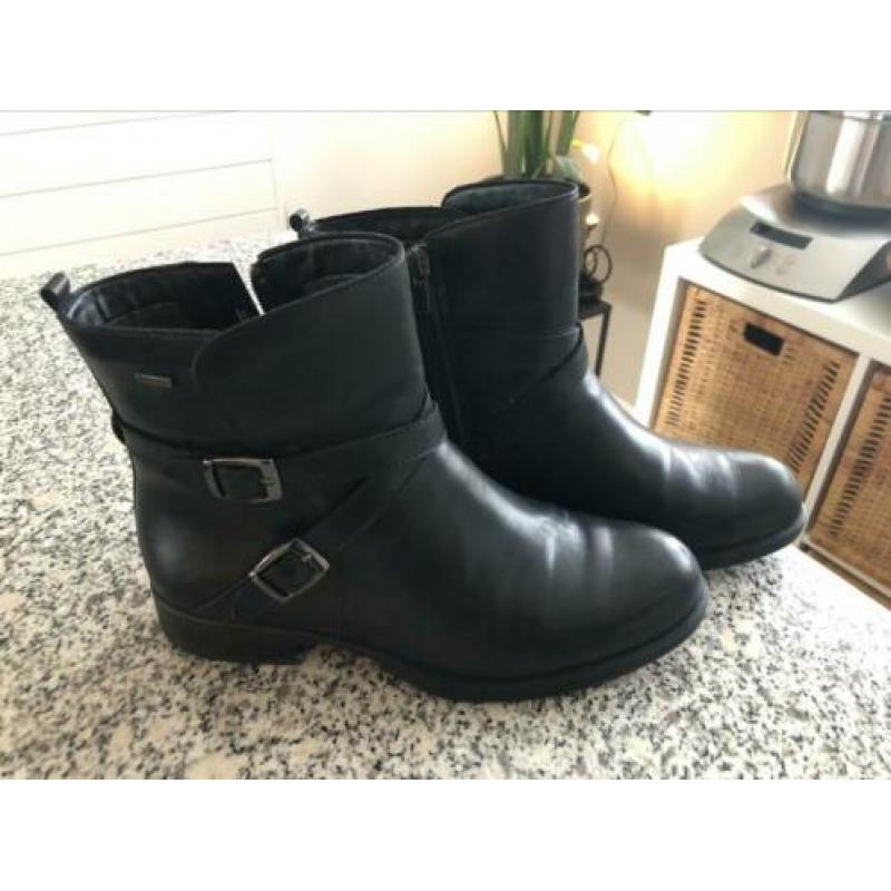 Laarsjes/boots Clarks