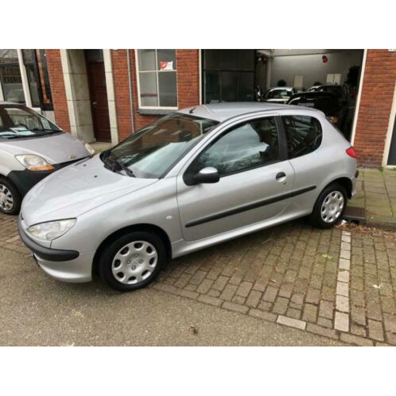 Peugeot 206 1.1 Pop' Art ""APK"" ""NAP""