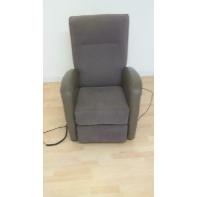 Relaxfauteuil (volledig elektrisch verstelbaar)