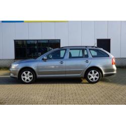 Skoda Octavia Combi 1.6 TDI Gr.t.Amb.Bns ECC CRUISE NAV TREK