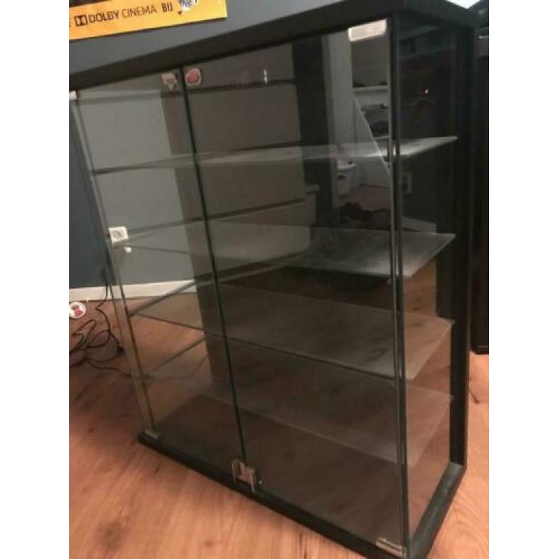 Vitrine mast met licht