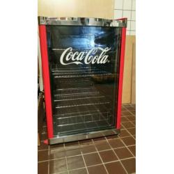 Te koop 4 x Coca cola 1 x pepsi koelkast glasdeur koeling