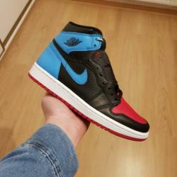 Nike Jordan 1 UNC to Chicago maat 39