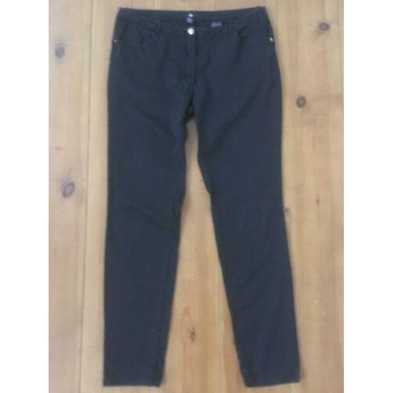 H&M zwarte skinny broek, maat 44 (= L)