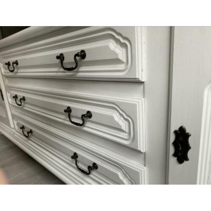 Witte buffet tv kast