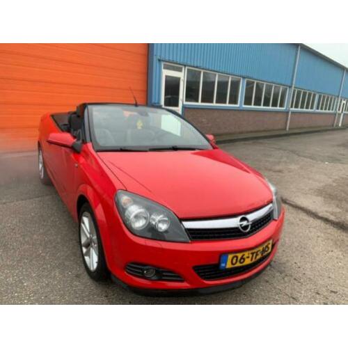 Opel Astra TwinTop 1.6 Cosmo