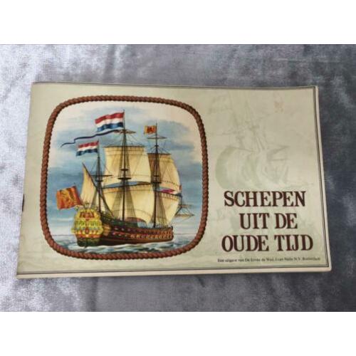 Boekje Schepen uit de oude tijd / compleet met plakkaartjes