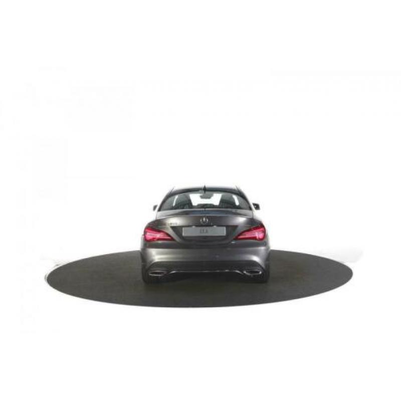 Mercedes-Benz CLA-Klasse 180 Business Solution | Navigatie |