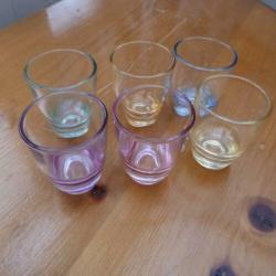 set vintage borrelglaasjes 6 kleuren