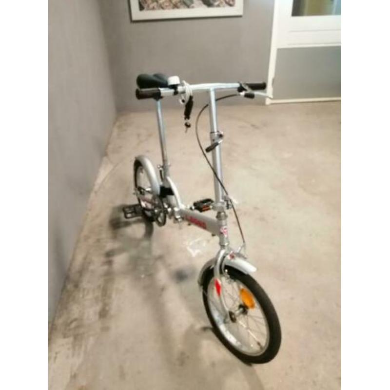 Zeer mooie L. BOND VOUWFIETS met terugtraprem bel stander sl