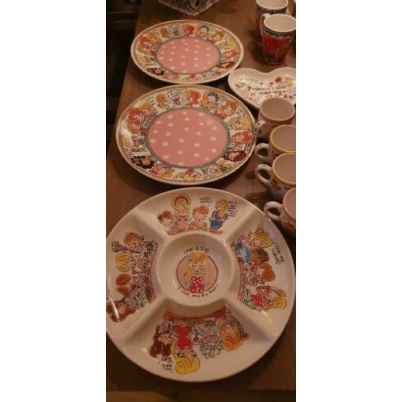 Blond Amsterdam servies nieuwstaat