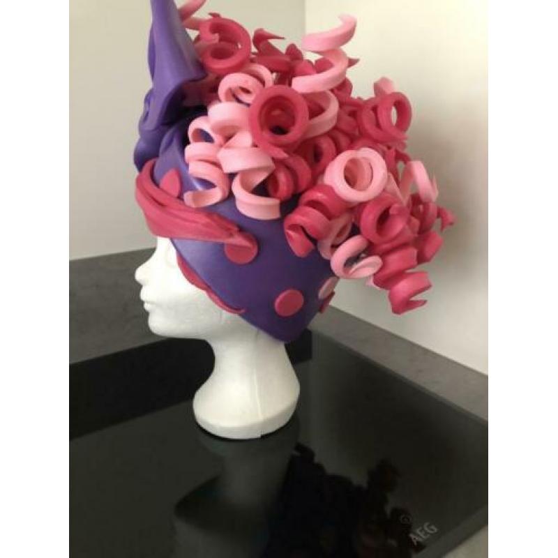 Foam pruik