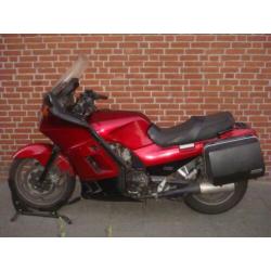 Kawasaki GTR 1000, bj. 2003, rood, 79.829 km. GTR spec. Oss