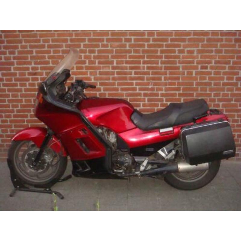 Kawasaki GTR 1000, bj. 2003, rood, 79.829 km. GTR spec. Oss