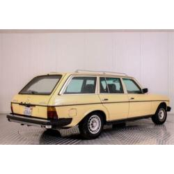 Mercedes-Benz 200-serie 300 TD Automaat (bj 1979)