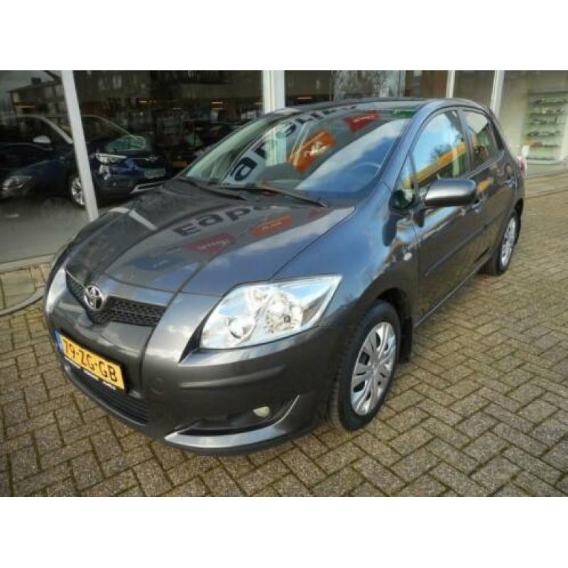Toyota AURIS 1.6-16V Sol