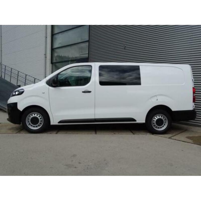 Opel Vivaro Dubbele Cabine 120Pk. Edition *PARKPILOT ACHTER*