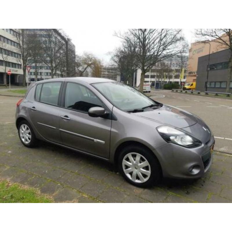 Renault Clio 1.5 dCi Authentique