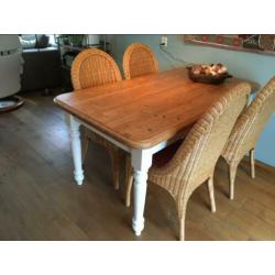 Grenen eettafel