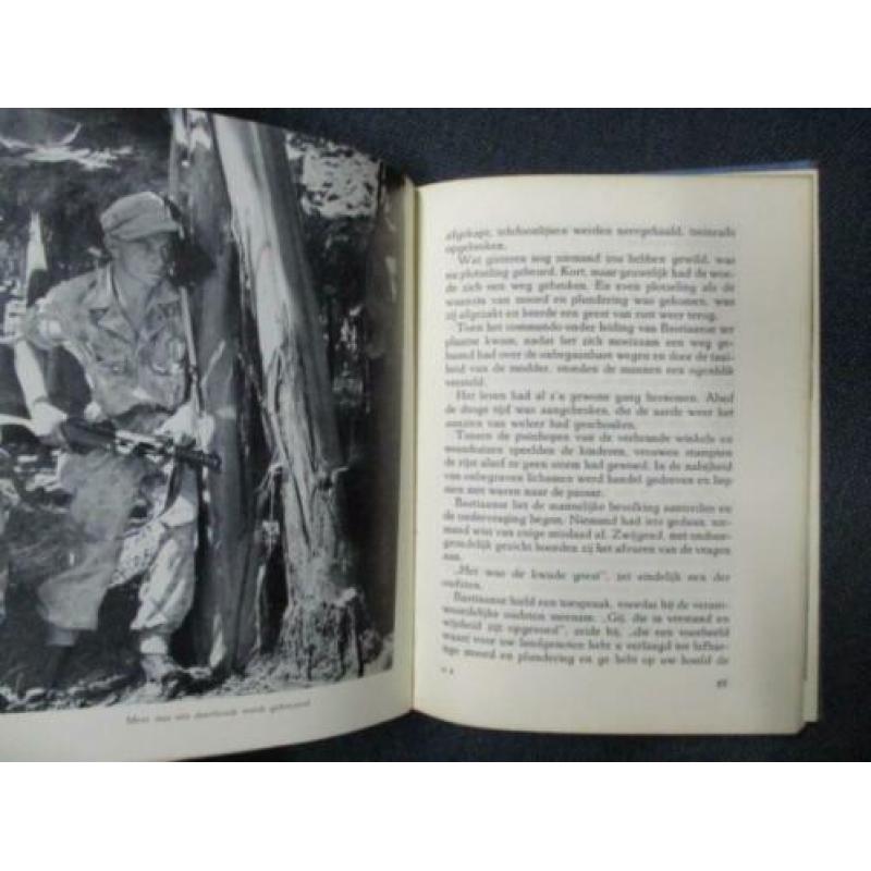 Op wacht in de dessa, ac de gooyer linnen 206 pagina s met f
