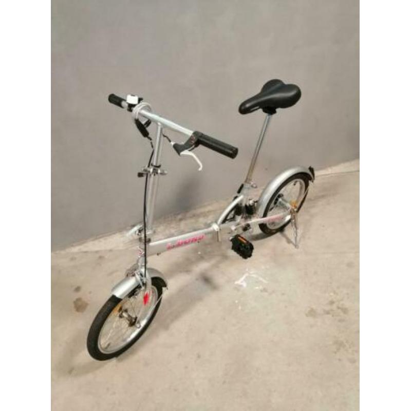 Zeer mooie L. BOND VOUWFIETS met terugtraprem bel stander sl
