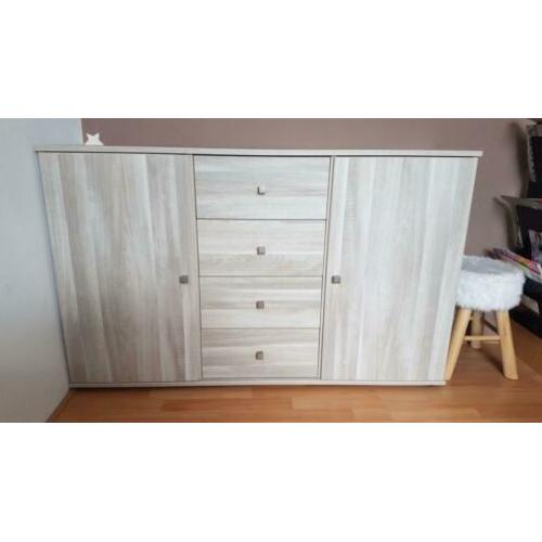 Dressoir, 133x82x39, licht eikenkleur wit gekrijt