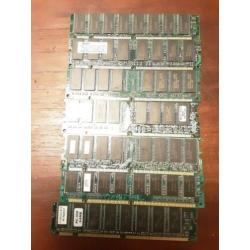 Groot assortiment geheugen voor oudere computers