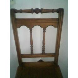 Antiek en brocante stoel