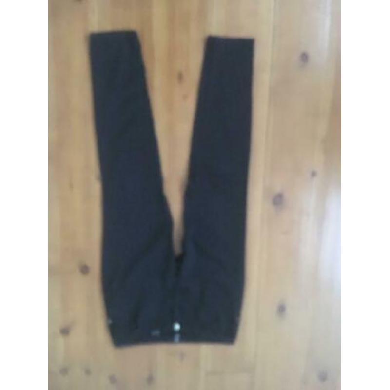 H&M zwarte skinny broek, maat 44 (= L)