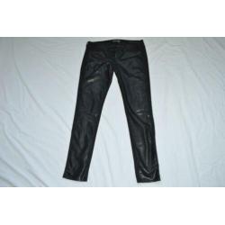 Guess, super mooie dames broek maat 28, zo goed als nieuw