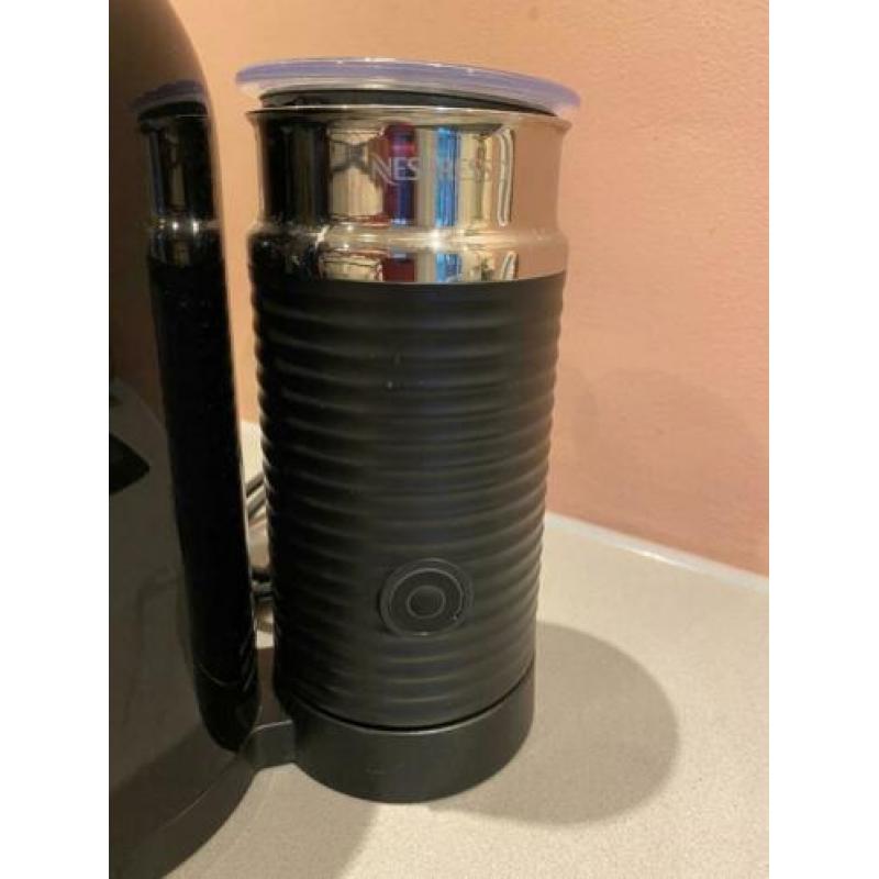 magimix Nespresso machine M130 UMilk