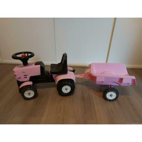 Tractor met aanhangbak