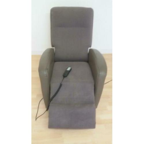 Relaxfauteuil (volledig elektrisch verstelbaar)