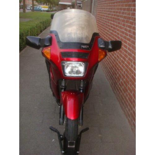 Kawasaki GTR 1000, bj. 2003, rood, 79.829 km. GTR spec. Oss