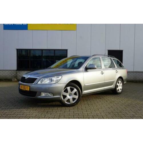 Skoda Octavia Combi 1.6 TDI Gr.t.Amb.Bns ECC CRUISE NAV TREK