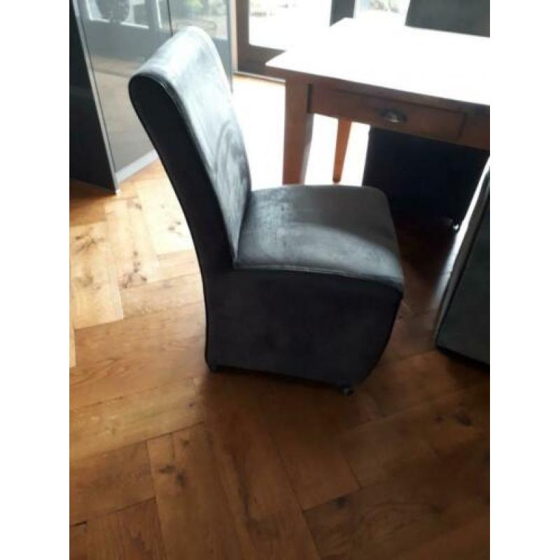 6 eetkamerstoelen