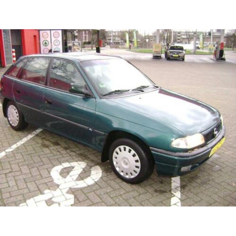 Opel Astra 1.6 I 16V 1997 Blauw apk tot 18-02-2021!!!!!!!!!!